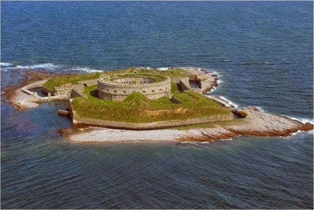 Fort Îles Saint-Marcouf