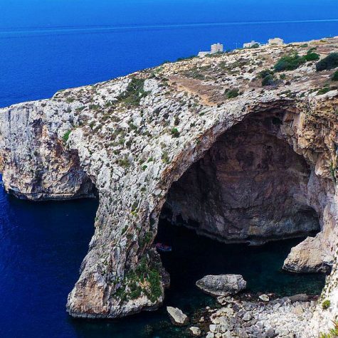 8 blue grotto