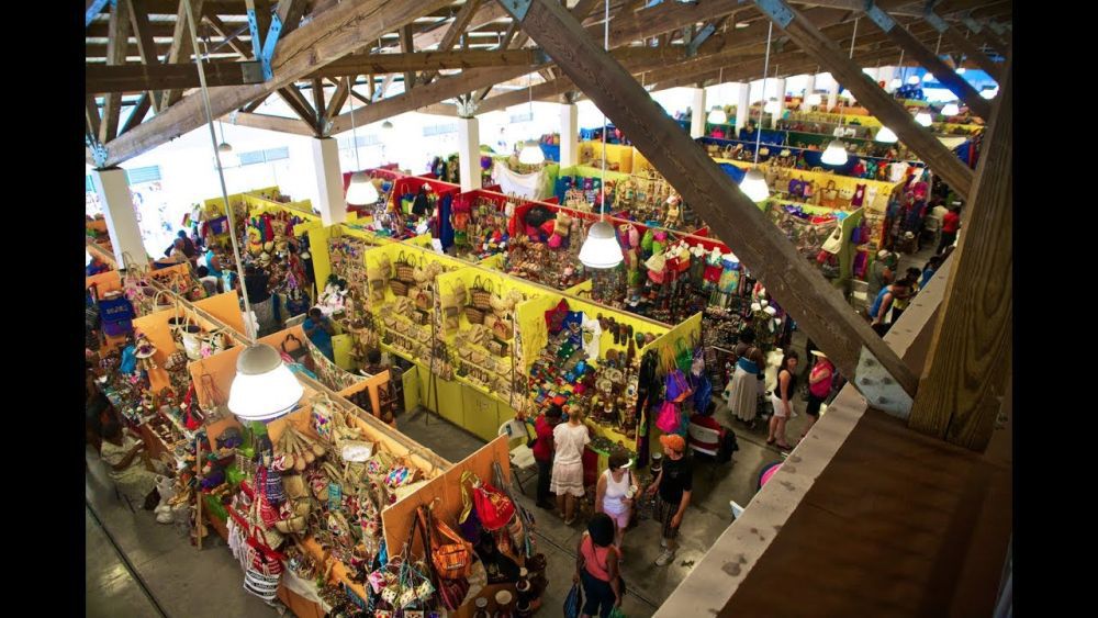 straw market nassau