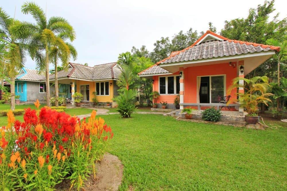 home garden bungalow