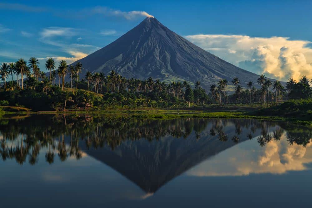 vulcanul mayon