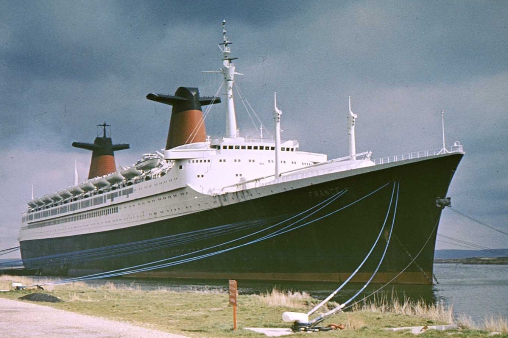 SS France